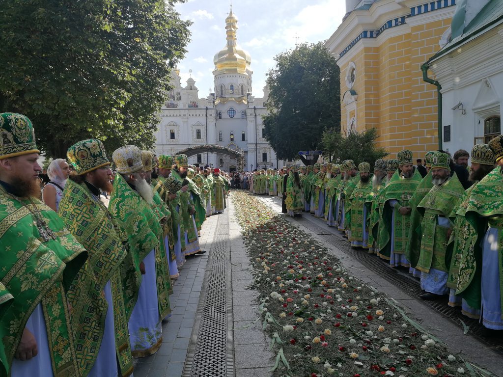 Ten local churches came to congretulate Metropolitan Onufrii and Ukrainian…