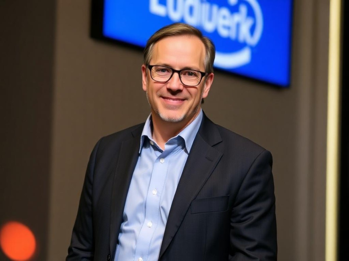 #heiseshow: Intel-CEO, Meta-Seekabel, Chinas Export-Verbot