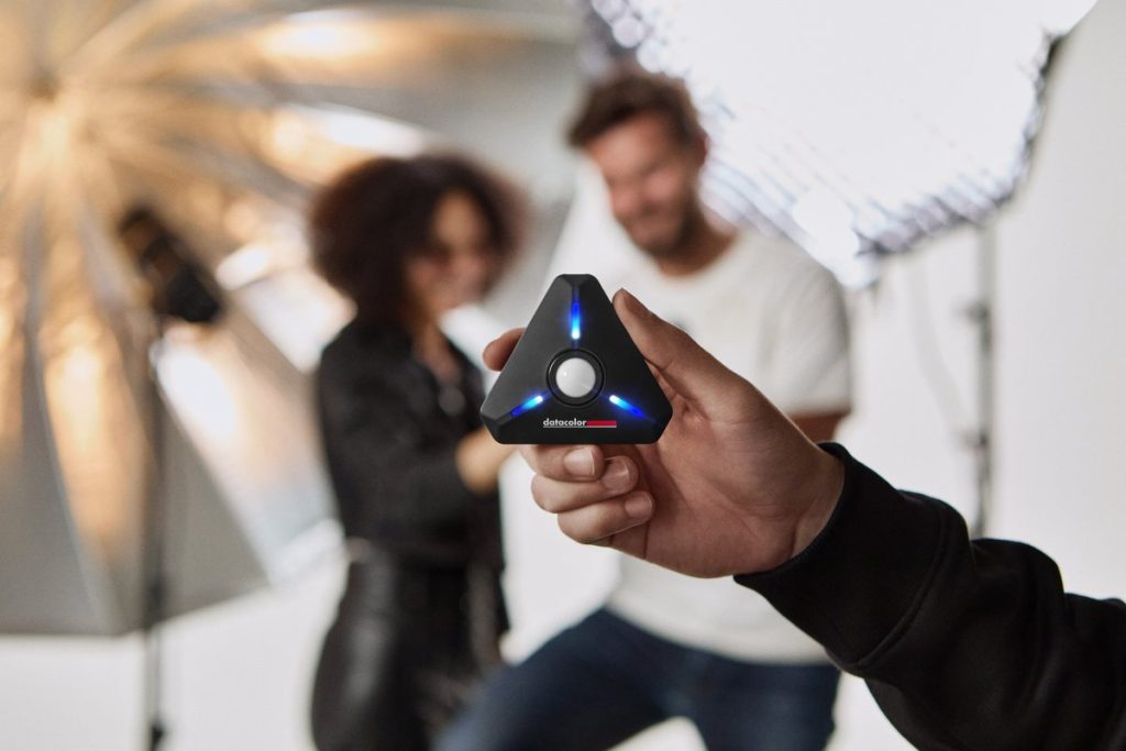 LightColorMeter: "Kleines Dreieck" misst Licht und Farbtemperatur in Echtzeit