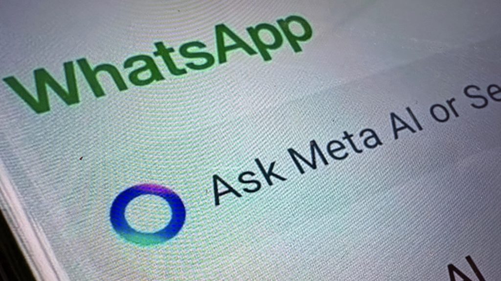 Deutsche WhatsApp-Nutzer bekommen Update: Was hinter dem "blauen Kreis" steckt