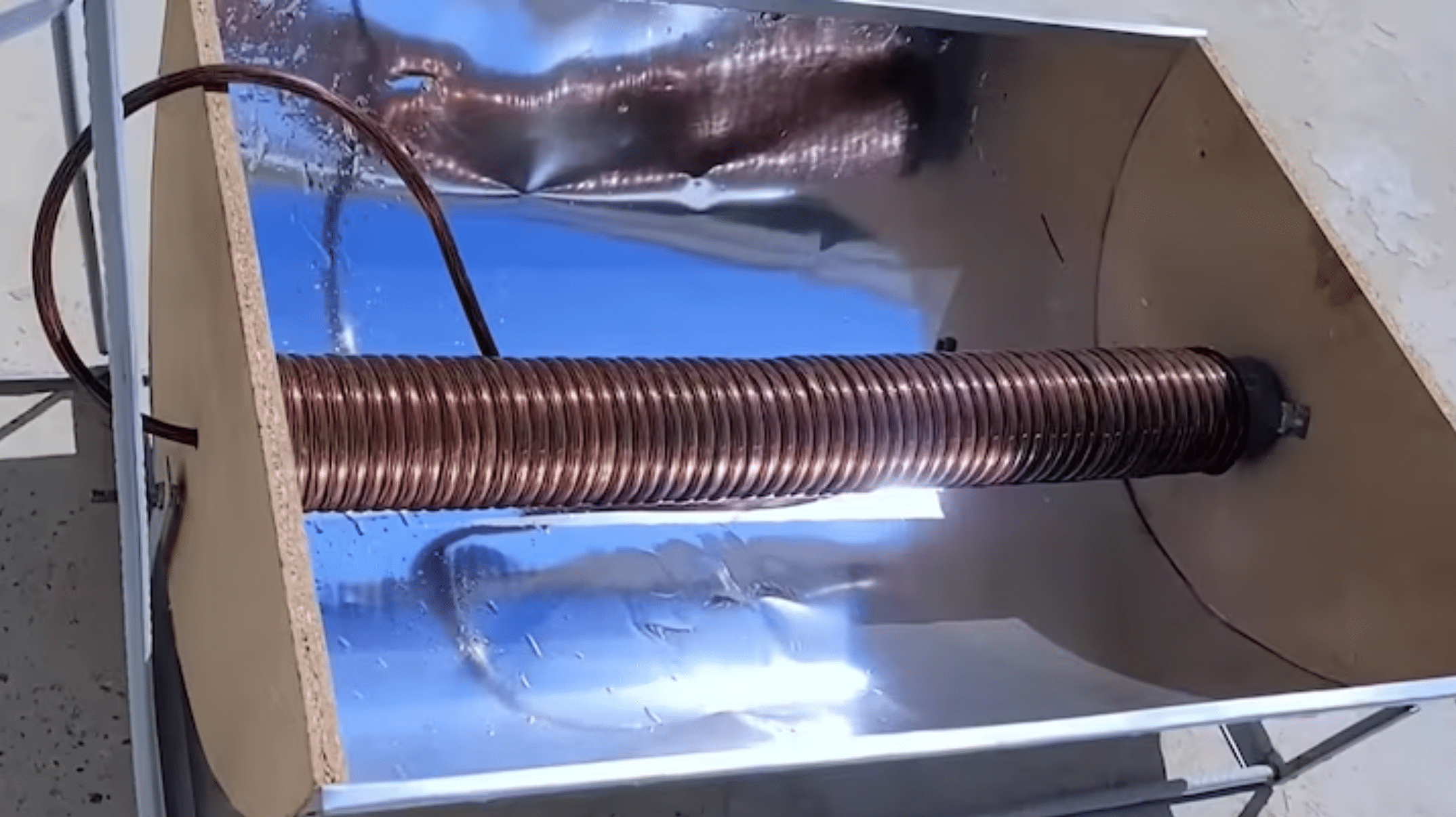 3000 Liter warmes Wasser am Tag: Bastler schafft das ohne Gas, Öl und Strom