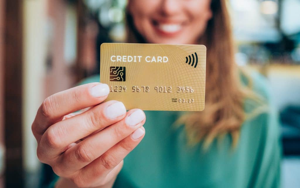 Mit bis zu 150 Euro Prämie: Fünf kostenlose Kreditkarten im Überblick