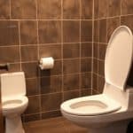 Dringend auf die Toilette? Darum dürfen Restaurants Sie ablehnen